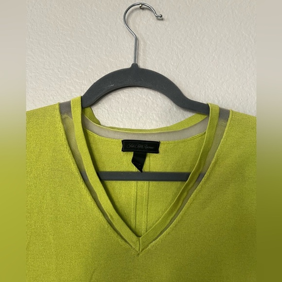 Sak's Fifth Avenue Lemon Lime V Neck Silk & Cashmere Sweater Women's Size S - Picture 3 of 13